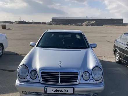 Mercedes-Benz E 280 1999 года за 5 500 000 тг. в Тараз – фото 4