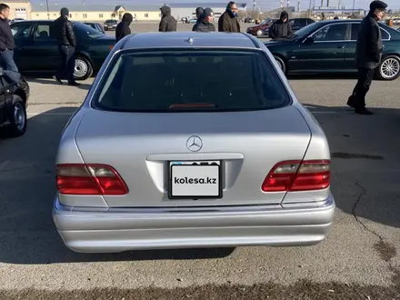 Mercedes-Benz E 280 1999 года за 5 500 000 тг. в Тараз – фото 5