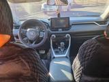 Toyota RAV4 2021 годаүшін15 500 000 тг. в Усть-Каменогорск – фото 5