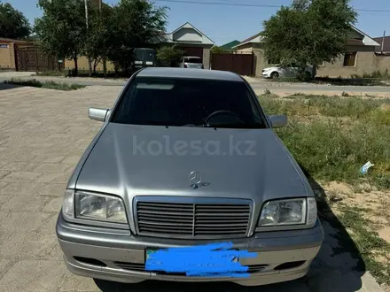 Mercedes-Benz C 180 1998 года за 4 000 000 тг. в Жанаозен – фото 2