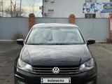 Volkswagen Polo 2015 года за 3 700 000 тг. в Атырау – фото 2