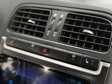 Volkswagen Polo 2015 года за 3 700 000 тг. в Атырау – фото 3