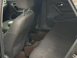 Volkswagen Polo 2015 года за 3 700 000 тг. в Атырау – фото 5