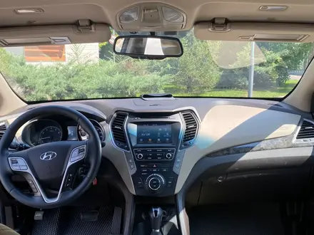 Hyundai Santa Fe 2016 года за 9 000 000 тг. в Алматы – фото 6