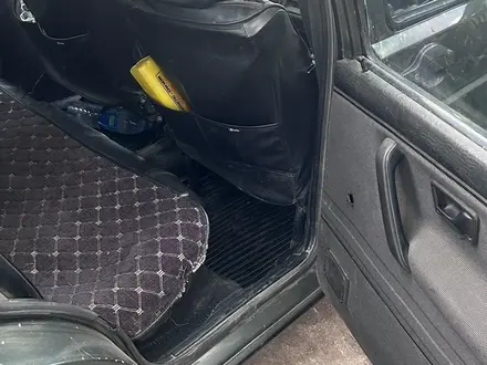 Volkswagen Golf 1988 года за 650 000 тг. в Караганда – фото 9