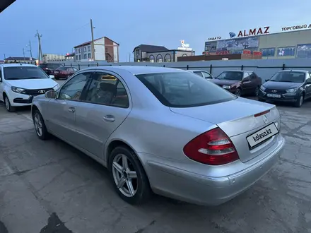 Mercedes-Benz E 200 2005 года за 3 000 000 тг. в Уральск – фото 8