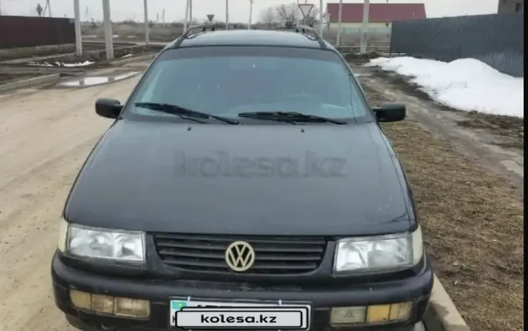 Volkswagen Passat 1995 года за 1 500 000 тг. в Уральск