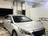 Hyundai Sonata 2015 года за 6 300 000 тг. в Астана – фото 2