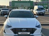 Hyundai Sonata 2021 года за 11 800 000 тг. в Алматы – фото 2