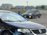 Volkswagen Passat 2006 годаүшін4 000 000 тг. в Степногорск