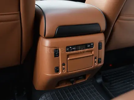 Infiniti QX80 2020 года за 25 200 000 тг. в Алматы – фото 21