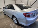 Toyota Camry 2012 годаүшін8 300 000 тг. в Семей – фото 3