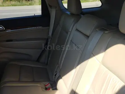 Jeep Grand Cherokee 2011 года за 11 000 000 тг. в Алматы – фото 7