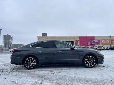 Hyundai Sonata 2020 года за 10 000 000 тг. в Астана – фото 6