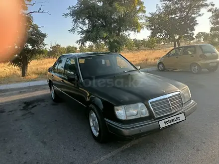 Mercedes-Benz C 220 1993 года за 2 000 000 тг. в Шымкент – фото 8