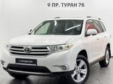 Toyota Highlander 2013 года за 12 400 000 тг. в Астана