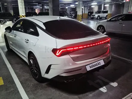 Kia K5 2025 года за 15 300 000 тг. в Атырау – фото 3