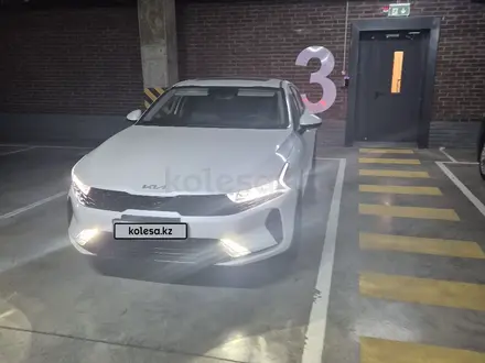Kia K5 2025 года за 15 300 000 тг. в Атырау – фото 6