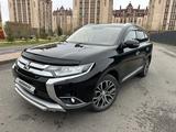 Mitsubishi Outlander 2018 годаfor9 700 000 тг. в Астана – фото 2