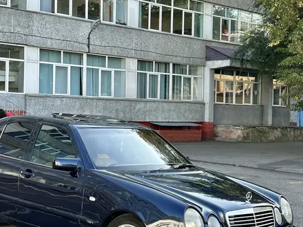 Mercedes-Benz E 230 1995 года за 2 600 000 тг. в Алматы – фото 9