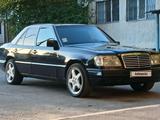Mercedes-Benz E 280 1994 года за 2 250 000 тг. в Атырау