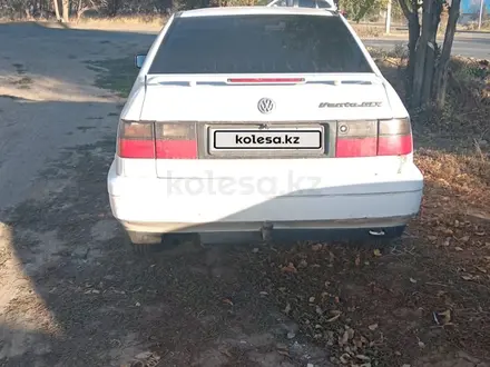 Volkswagen Vento 1997 года за 1 000 001 тг. в Уральск – фото 4