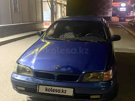 Toyota Carina E 1996 года за 2 600 000 тг. в Актобе – фото 3