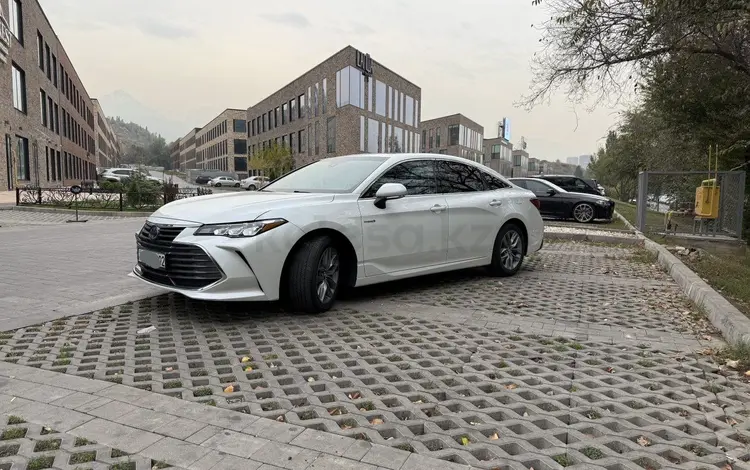 Toyota Avalon 2019 года за 20 000 000 тг. в Алматы