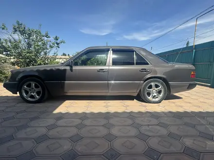 Mercedes-Benz E 230 1992 года за 1 400 000 тг. в Тараз – фото 6