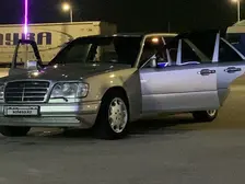 Mercedes-Benz E-Class, 1992
