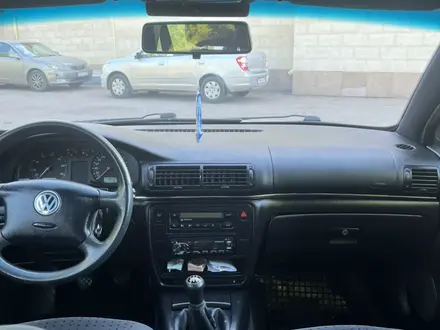Volkswagen Passat 1998 года за 2 500 000 тг. в Кокшетау – фото 12
