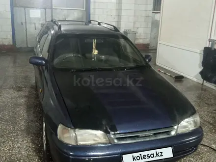 Toyota Caldina 1995 года за 1 900 000 тг. в Павлодар