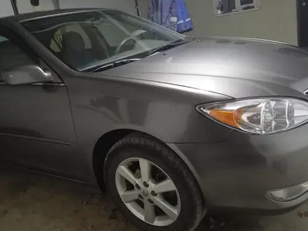 Toyota Camry 2004 года за 6 500 000 тг. в Аксай – фото 4