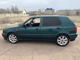 Volkswagen Golf 1995 года за 1 550 000 тг. в Байконыр – фото 2
