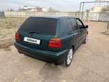 Volkswagen Golf 1995 года за 1 550 000 тг. в Байконыр – фото 5