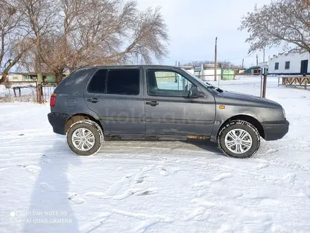 Volkswagen Golf 1993 года за 550 000 тг. в Кокшетау – фото 4