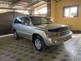 Toyota Highlander 2002 годаүшін8 700 000 тг. в Алматы