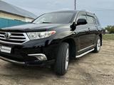 Toyota Highlander 2011 года за 14 000 000 тг. в Семей – фото 2