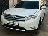 Toyota Highlander 2013 года за 8 000 000 тг. в Сарыагаш