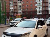 Chevrolet Cruze 2014 годаүшін3 700 000 тг. в Астана – фото 2