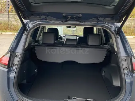 Toyota RAV4 Luxe 2026 года за 25 190 000 тг. в Актобе – фото 6