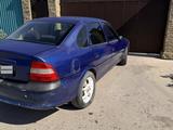 Opel Vectra 1998 годаүшін450 000 тг. в Атырау