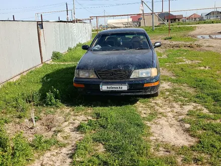 Toyota Avalon 1997 года за 1 300 000 тг. в Алматы