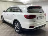 Kia Sorento Luxe 2019 года за 14 100 000 тг. в Алматы – фото 2