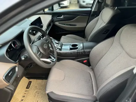 Hyundai Santa Fe 2022 года за 13 990 000 тг. в Астана – фото 13