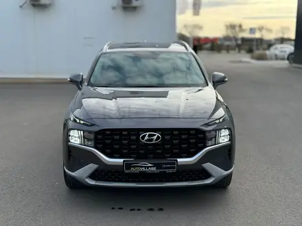 Hyundai Santa Fe 2022 года за 13 990 000 тг. в Астана – фото 2