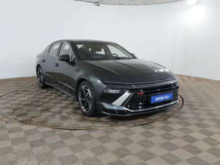Hyundai Sonata 2023 года за 14 290 000 тг. в Шымкент – фото 3