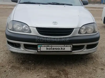 Toyota Avensis 2000 года за 2 000 000 тг. в Актобе – фото 4