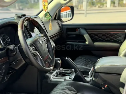 Toyota Land Cruiser 2018 года за 30 000 000 тг. в Астана – фото 12
