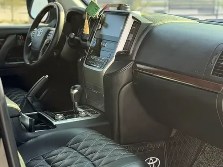 Toyota Land Cruiser 2018 года за 30 000 000 тг. в Астана – фото 16
